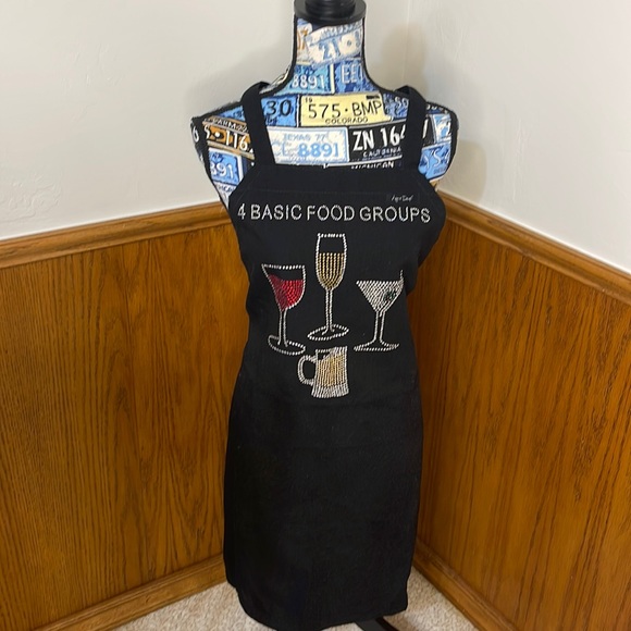 Lyn Dorf 4 Basic Food Groups Black Apron - Picture 1 of 4